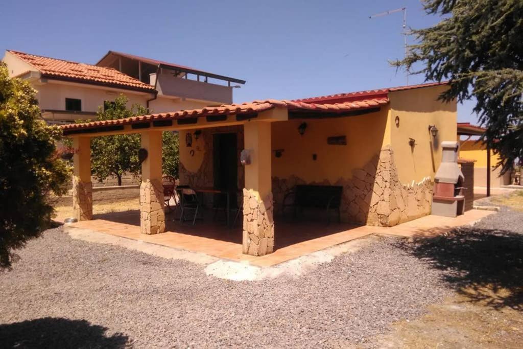 Villa Emma con panorama Etna a 10 minuti dal mare Lentini Exterior foto